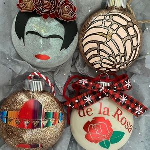 Christmas ornaments custom
